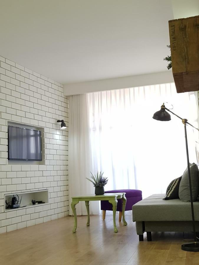 Stylish Apartment With A Patio Close To The Beach Eilat Exterior foto